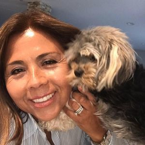 Meet your Posher, Adela